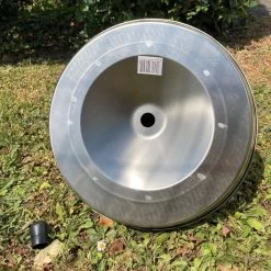 Abreuvoir Poule En Inox 8L - Gaun -Fournitures De Volaille abreuvoir inox volaille 8l vue dessous bouchon ouvert 1