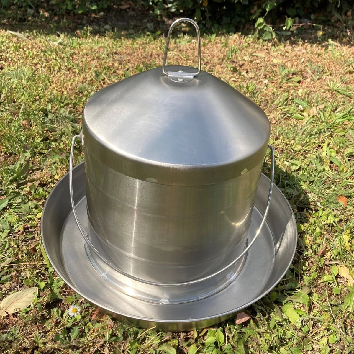 Abreuvoir Poule En Acier Inoxydable 8L - Gaun 4 Abreuvoir Poule En Acier Inoxydable 8L - Gaun – Image 2