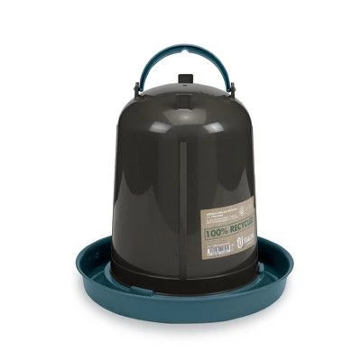 Kit Abreuvoir 8L Et Mangeoire 8Kg Poule En Plastique Recyclé Gamme Eco 4 Kit Abreuvoir 8L Et Mangeoire 8Kg Poule En Plastique Recyclé Gamme Eco – Image 2