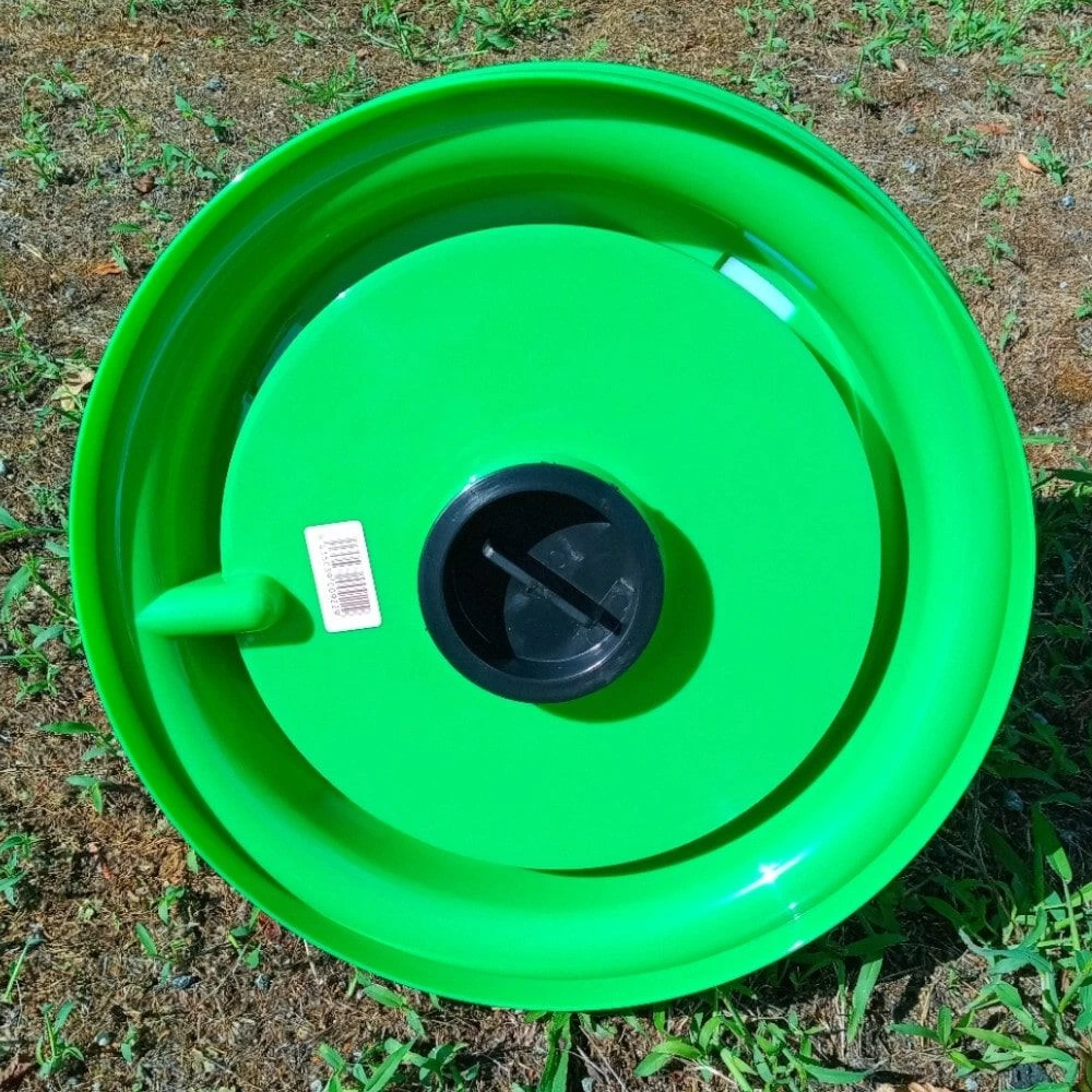 Abreuvoir Poule En Plastique Premium Avec Poignée Et Bouchon 8L Vert - Gaun 7 Abreuvoir Poule En Plastique Premium Avec Poignée Et Bouchon 8L Vert - Gaun – Image 5