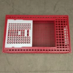 Cage Transport Poules Et Volailles 96x57x27cm 2 Portes Rouge Et Blanche -Fournitures De Volaille cage transport volailles 96x57x27 aytav dessus ouverte