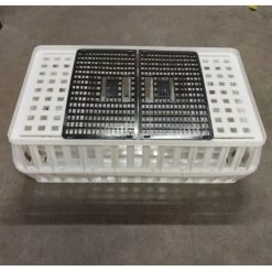 Cage Transport Poules Et Volailles Conique 80x50x30cm 1 Porte Noire Et Blanche -Fournitures De Volaille cage transport volailles conique 80x50x30 aytav cote fermee