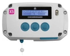 Portier électronique Poule Toutes Options à Piles ChickenGuard Extreme -Fournitures De Volaille chickenguard extreme portier electronique toutes options a piles v2 face