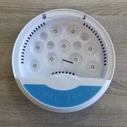 Couveuse Manuelle Digitale Poule 9 œufs - HHD -Fournitures De Volaille couveuse oeufs hhd 9 ouverte