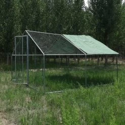 Volière Poule - Enclos Lapin Et Chat - 16m² 4x4x2,8m - Ø38mm Acier Galvanisé -Fournitures De Volaille enclos poulailler parc grillage acier galvanise renforce 4x4x2 5 vue cote