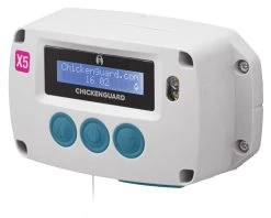 Portier électronique Poule ChickenGuard Extreme Et Trappe Autobloquante Taille Unique -Fournitures De Volaille lot portier extreme trappe verrouillable chickenguard vue 2