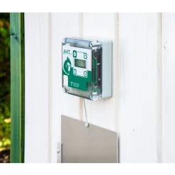 Portier électronique Poule AXT VSE Et Trappe En Aluminium Taille Small -Fournitures De Volaille portier poulailler vse et trappe aluminium