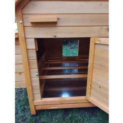 Poulailler Cémani XL Toit Bois 6 à 10 Poules 24 Poulailler Cémani XL Toit Bois 6 à 10 Poules -Fournitures De Volaille poulailler bois cemani xl 6 8 poules porte arriere ouverte