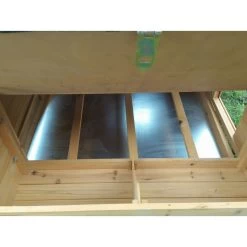 Poulailler Bassette L Toit Shingle Vert Jusqu'à 6 Poules Avec Extension Parc Grillagé -Fournitures De Volaille poulailler cemani vue interieur 1