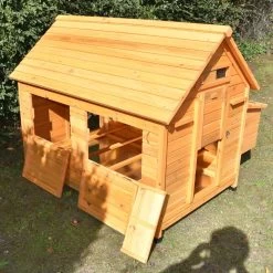 Poulailler Cémani XXL Toit Bois 10 à 15 Poules 22 Poulailler Cémani XXL Toit Bois 10 à 15 Poules -Fournitures De Volaille poulailler challans 10 15 poules bois vue cote ouvert