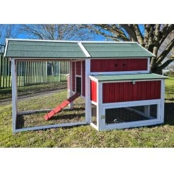 Poulailler Deluxe Rouge Toit Shingle Vert Jusqu’à 12 Poules V3.0 -Fournitures De Volaille poulailler deluxe rouge toit vert 12 poules vue cote gauche