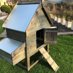 Poulailler Suisse Toit Tôle 8 à 10 Poules Bois Epicéa -Fournitures De Volaille poulailler suisse 8 10 poules bois fsc arriere