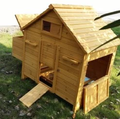 Poulailler Bassette XL Toit En Bois 6 à 8 Poules