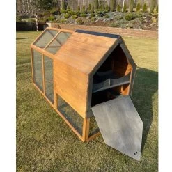 Poulailler Rhode Island Bois FSC 4 à 6 Poules -Fournitures De Volaille poulailler rhode island bois fsc vue profil arriere ouvert