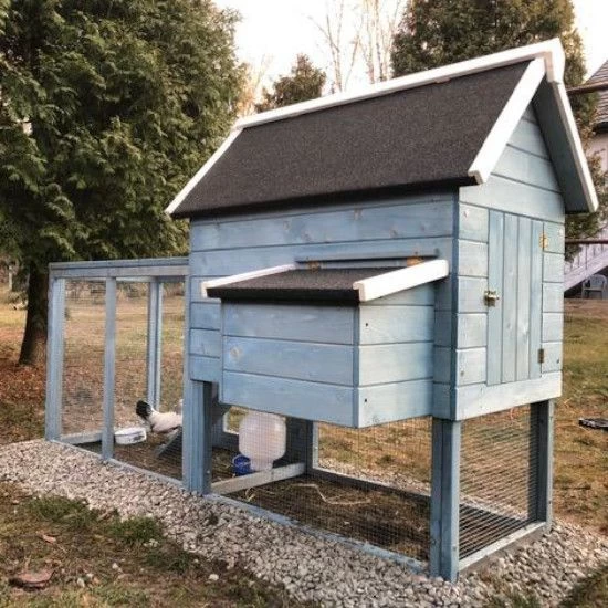 Poulailler Scandinave Toit Shingle Ouvrant 6 à 8 Poules Bois Epicéa 5 Poulailler Scandinave Toit Shingle Ouvrant 6 à 8 Poules Bois Epicéa – Image 3