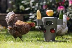 Mangeoire Tour Poule Snack Tower Grise Plastique Recyclé - Beeztees