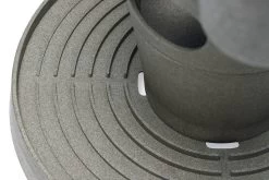 Mangeoire Tour Pour Poule Snack Tower Grise En Plastique Recyclé - Beeztees 12 Mangeoire Tour Pour Poule Snack Tower Grise En Plastique Recyclé - Beeztees -Fournitures De Volaille snack tower pour poule beeztees vue 5