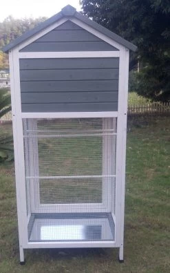 Volière Oiseaux En Bois Avec Toit Shingle Inséparable Bleue Et Blanche 15 Volière Oiseaux En Bois Avec Toit Shingle Inséparable Bleue Et Blanche -Fournitures De Volaille voliere inseparable 3