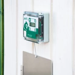 Portier électronique Poule Toutes Options à Piles VSE - AXT Electronic -Fournitures De Volaille vse portier automatique a piles toutes options axt installe